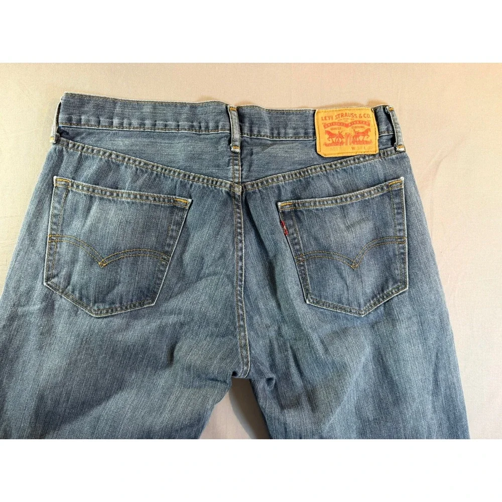 Levis 559 Relaxed Straight Leg Jeans Mens 34x32 Medium Wash Blue Denim